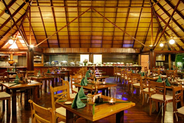 veli_restaurant_maldives_S4A8886-600x400.jpg